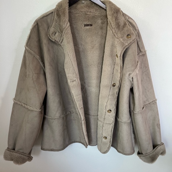 Cozy Beige Teddy Jacket - Picture 1 of 6